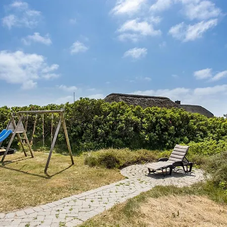 Dom wakacyjny Stillan - 150m From The Sea By Interhome