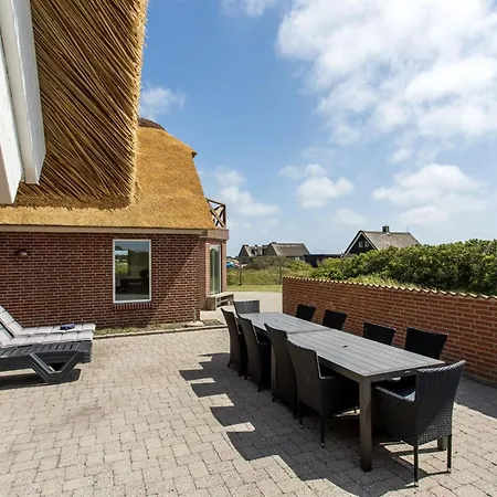 Dom wakacyjny Stillan - 150m From The Sea By Interhome