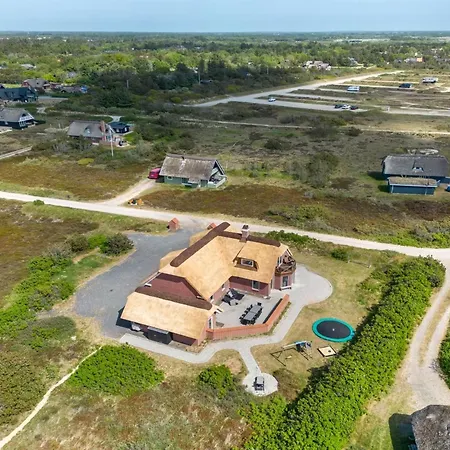 Dom wakacyjny Stillan - 150m From The Sea By Interhome