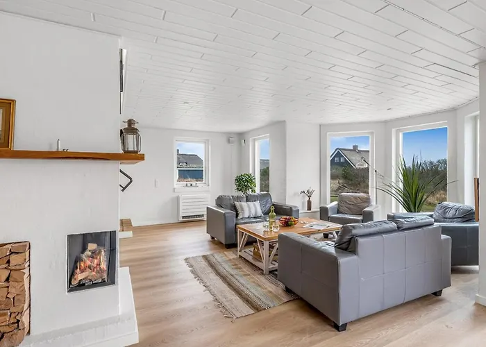 Holiday home Stillan - 150m From The Sea By Interhome *